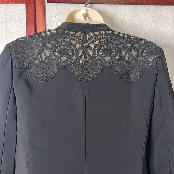 KOBI HALPERIN KAYLEE BLACK LACE  & EMBROIDERY BACK BLAZER SIZE XS - Picture 6 of 12
